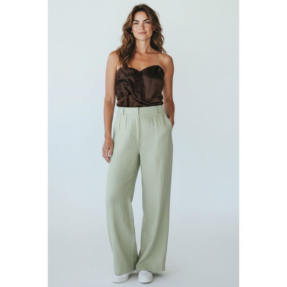 Hevron 100% Linen Wide Leg pant in Light Green NWT Size 4